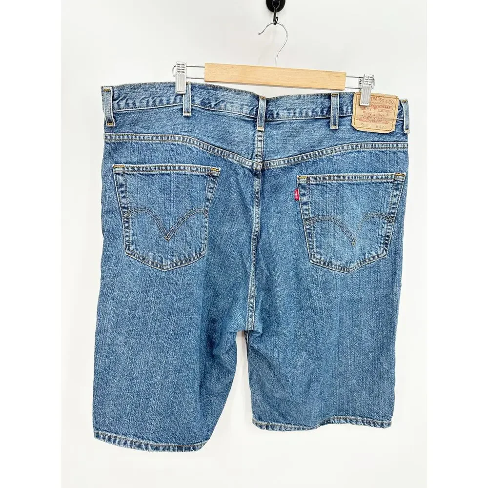 Levi's Red Tab 505 Men's Medium Wash Denim Jean Shorts Size 42 Dad Shorts Casual